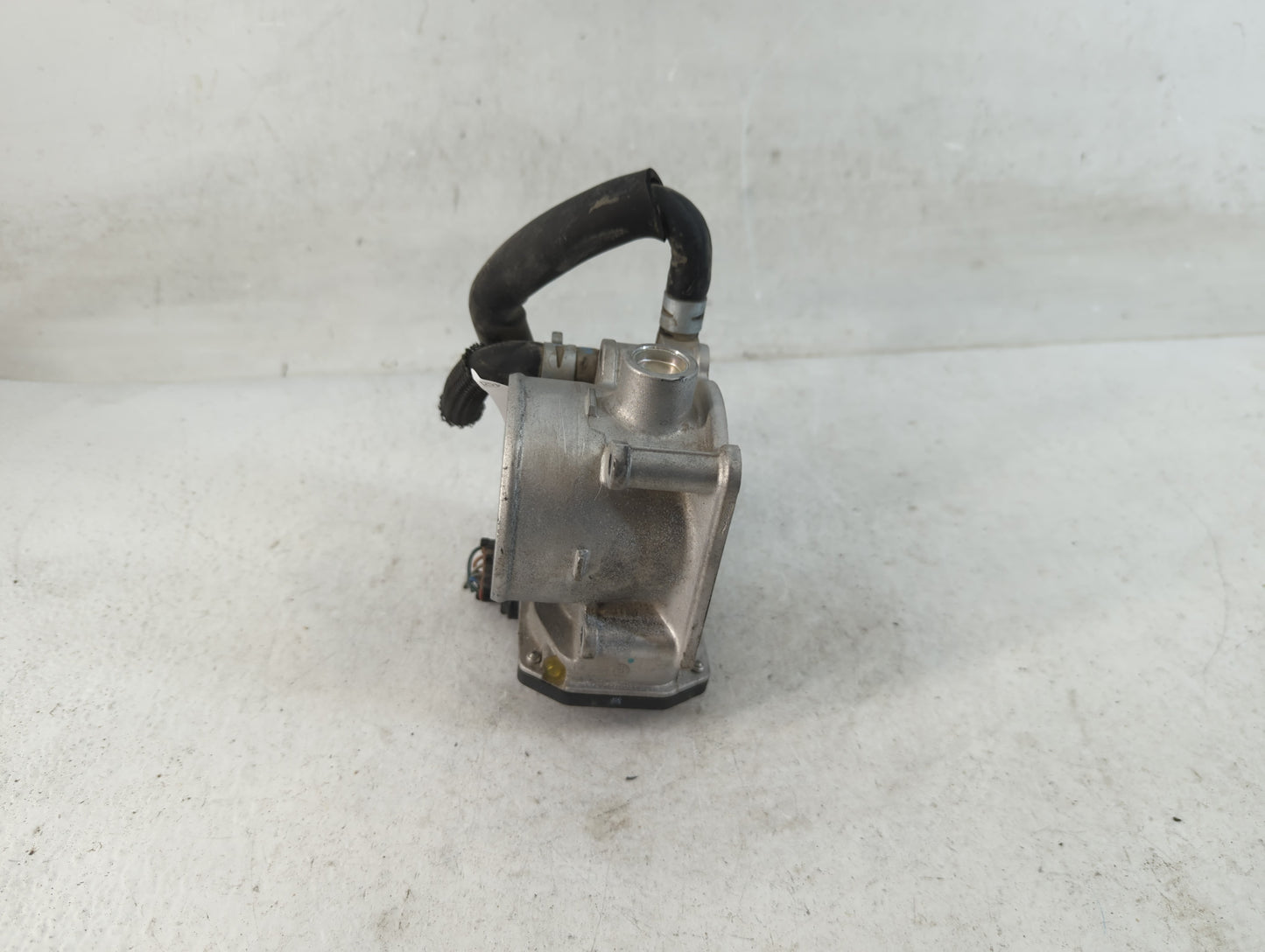 2005-2015 Toyota Tacoma Throttle Body P/N:22030-0P010 Fits Fits 2003 2004 2005 2006 2007 2008 2009 2010 2011 2012 2013 2014 