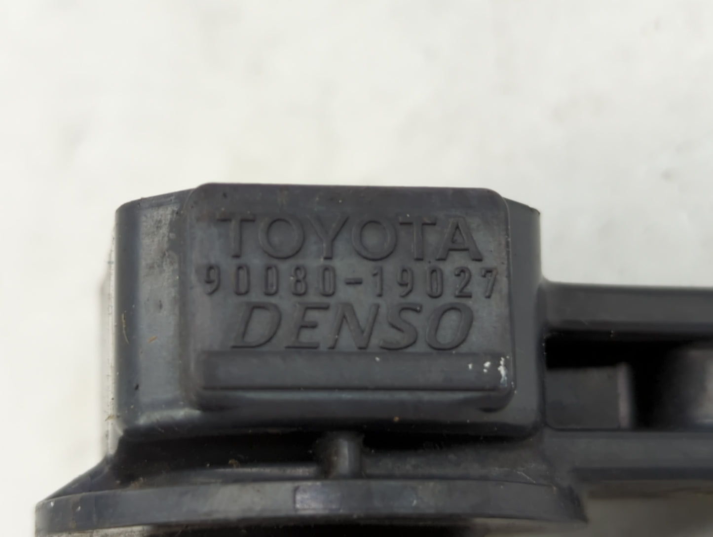 2000-2009 Toyota Tundra Ignition Coil Igniter Pack - Oemusedautoparts1.com