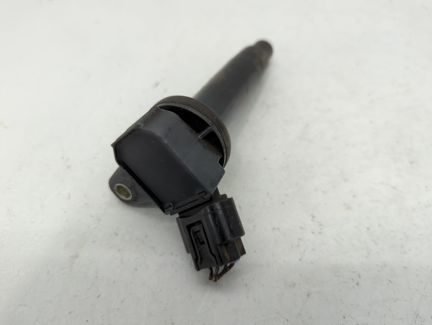 2000-2009 Toyota Tundra Ignition Coil Igniter Pack - Oemusedautoparts1.com