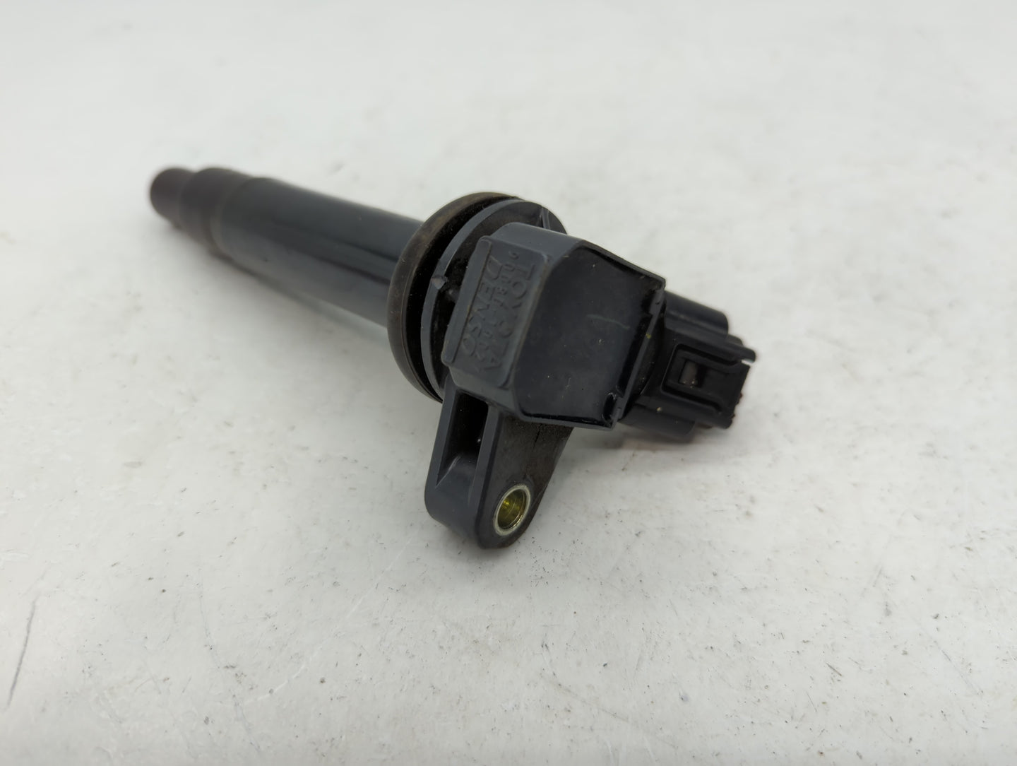 2000-2009 Toyota Tundra Ignition Coil Igniter Pack - Oemusedautoparts1.com