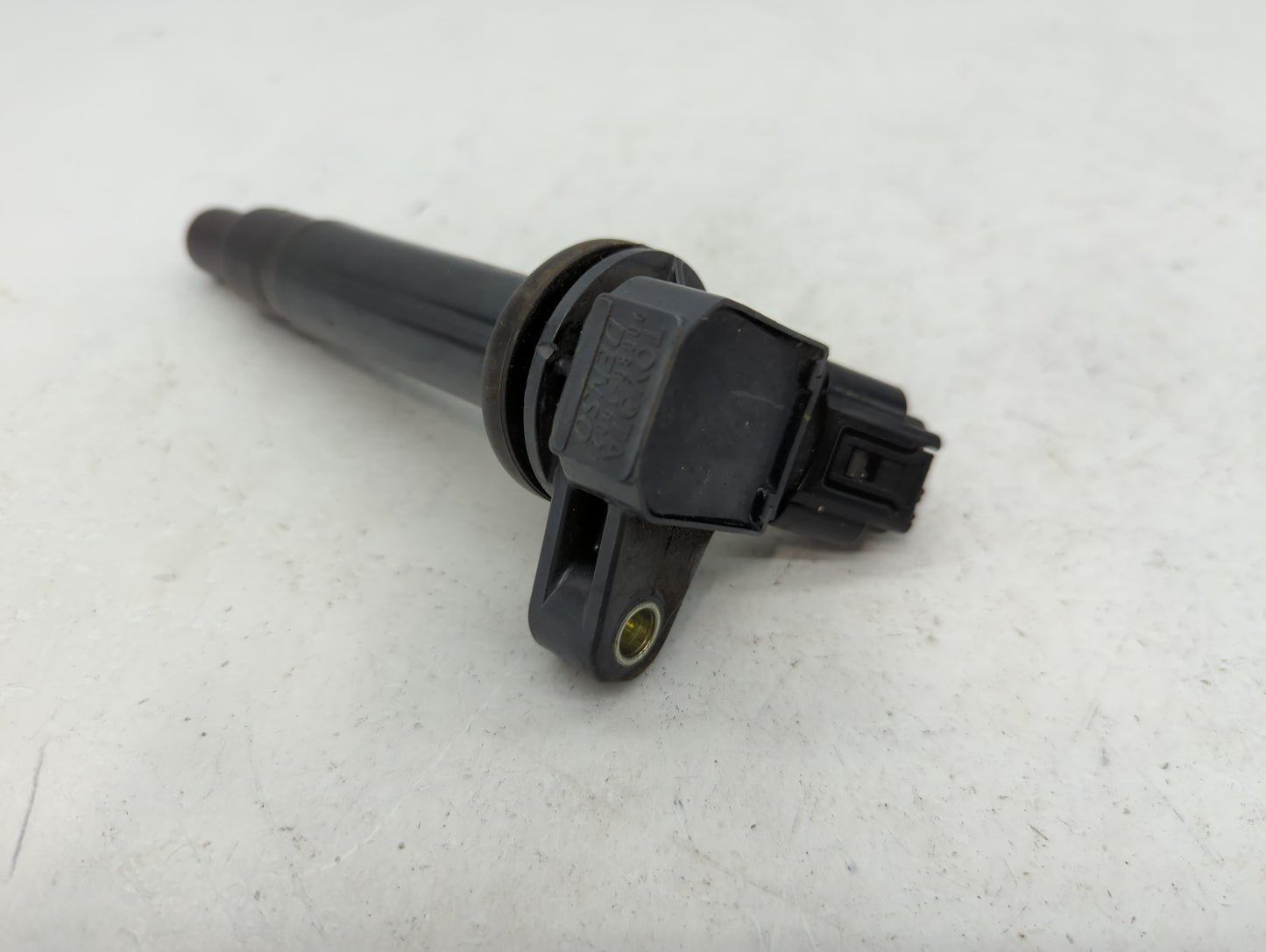 2000-2009 Toyota Tundra Ignition Coil Igniter Pack - Oemusedautoparts1.com
