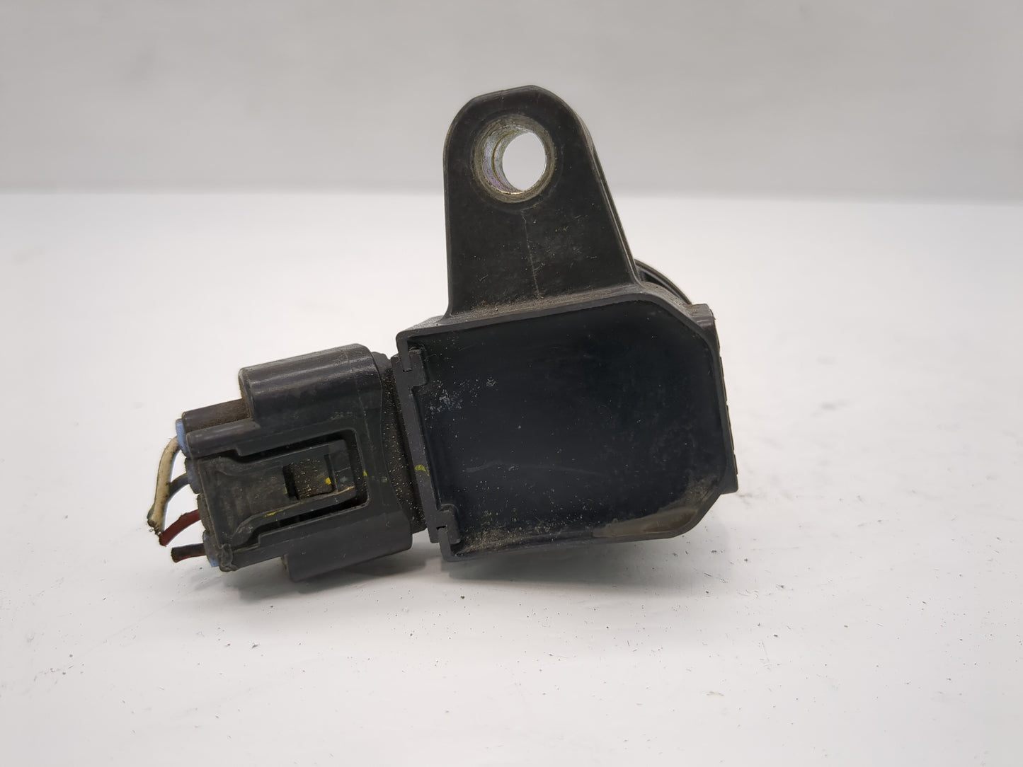 2000-2009 Toyota Tundra Ignition Coil Igniter Pack - Oemusedautoparts1.com