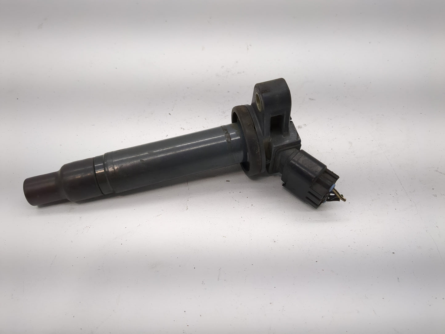 2000-2009 Toyota Tundra Ignition Coil Igniter Pack - Oemusedautoparts1.com
