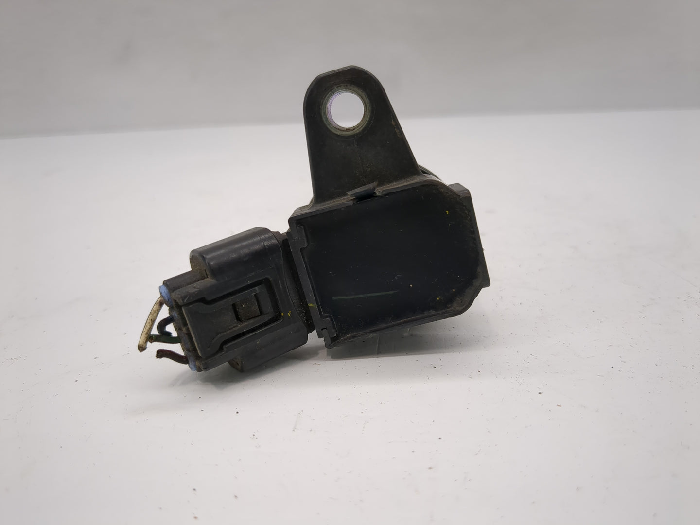 2000-2009 Toyota Tundra Ignition Coil Igniter Pack - Oemusedautoparts1.com