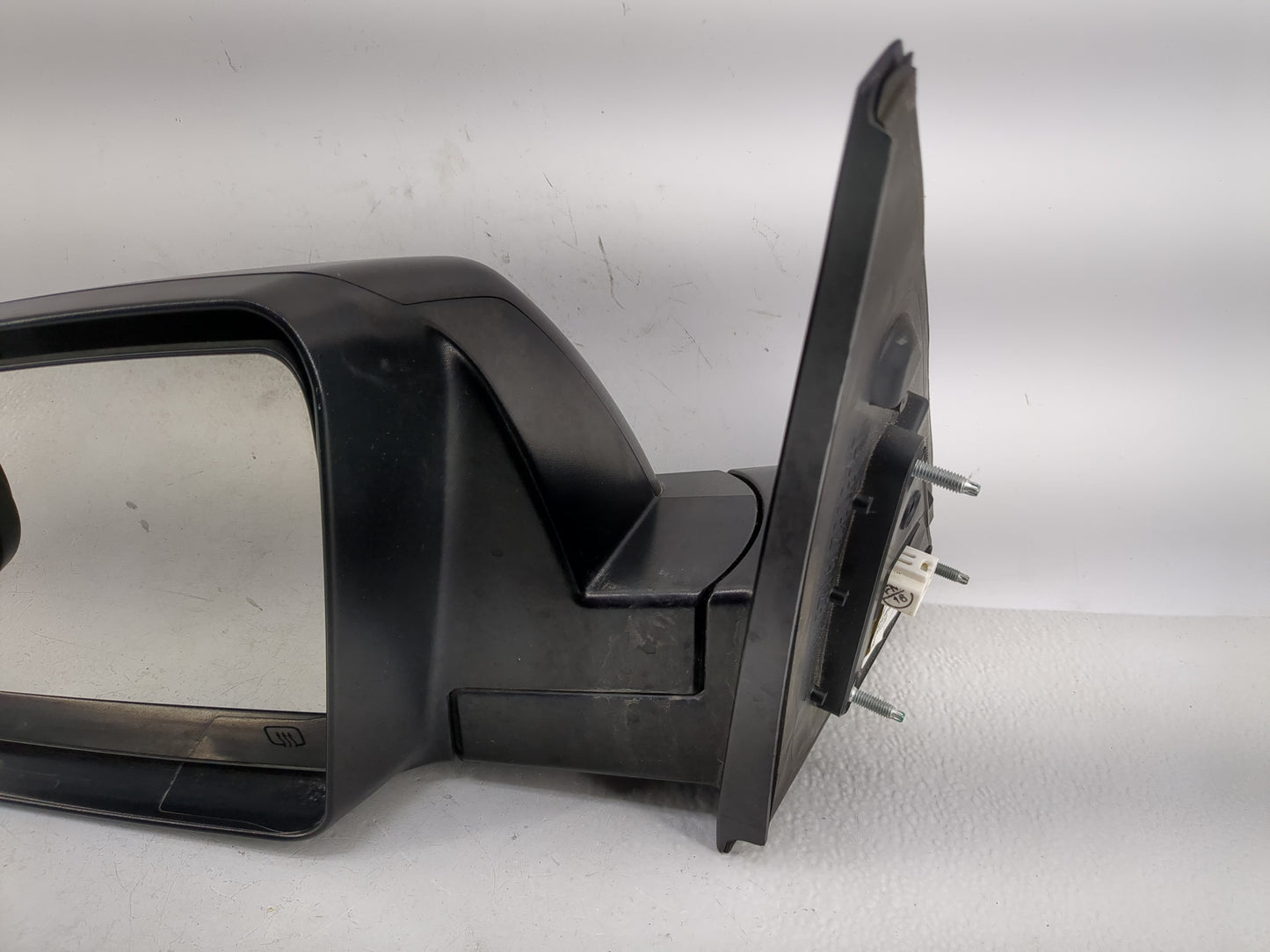 2007-2013 Toyota Tundra Passenger Right Side View Manual Door Mirror - Oemusedautoparts1.com