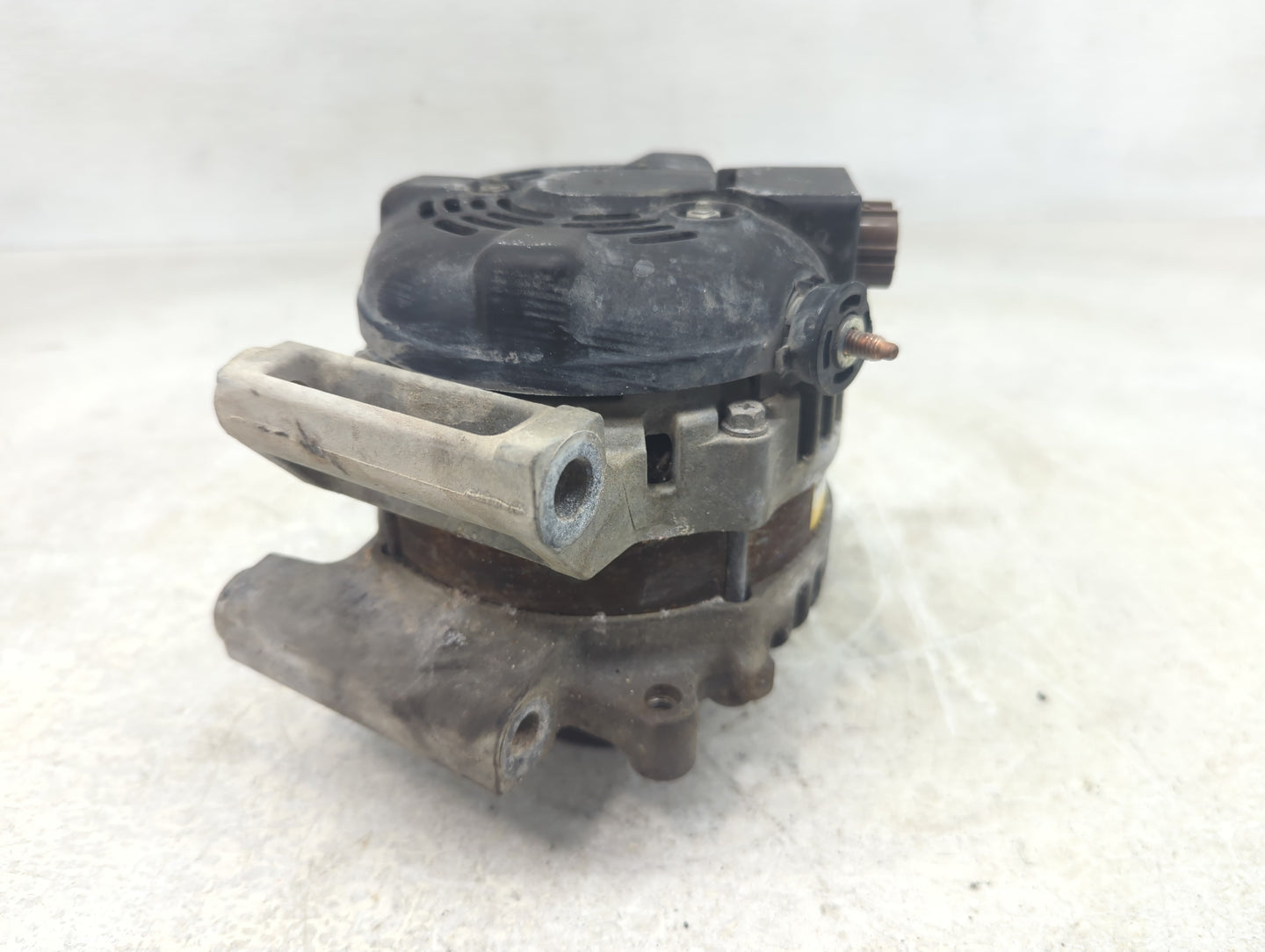 2007-2021 Toyota Tundra Alternator Replacement Generator Charging Assembly Engine OEM P/N:27060-0S020 Fits OEM Used Auto Par