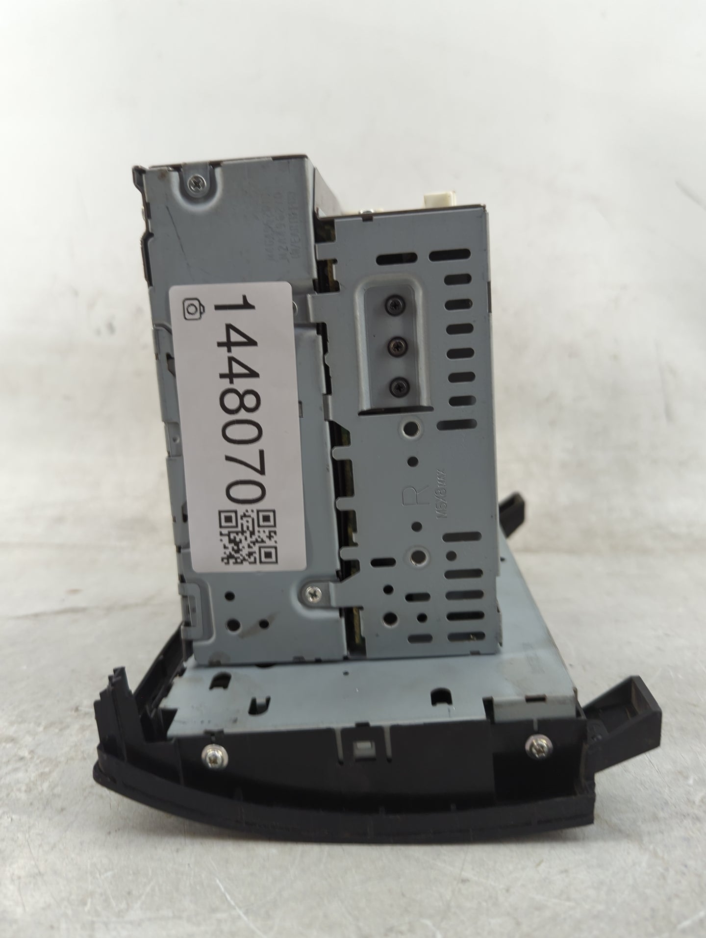 2007-2012 Toyota Tundra Radio AM FM Cd Player Receiver Replacement P/N:CCQET1660X HYQBTA Fits Fits 2007 2008 2009 2010 2011 