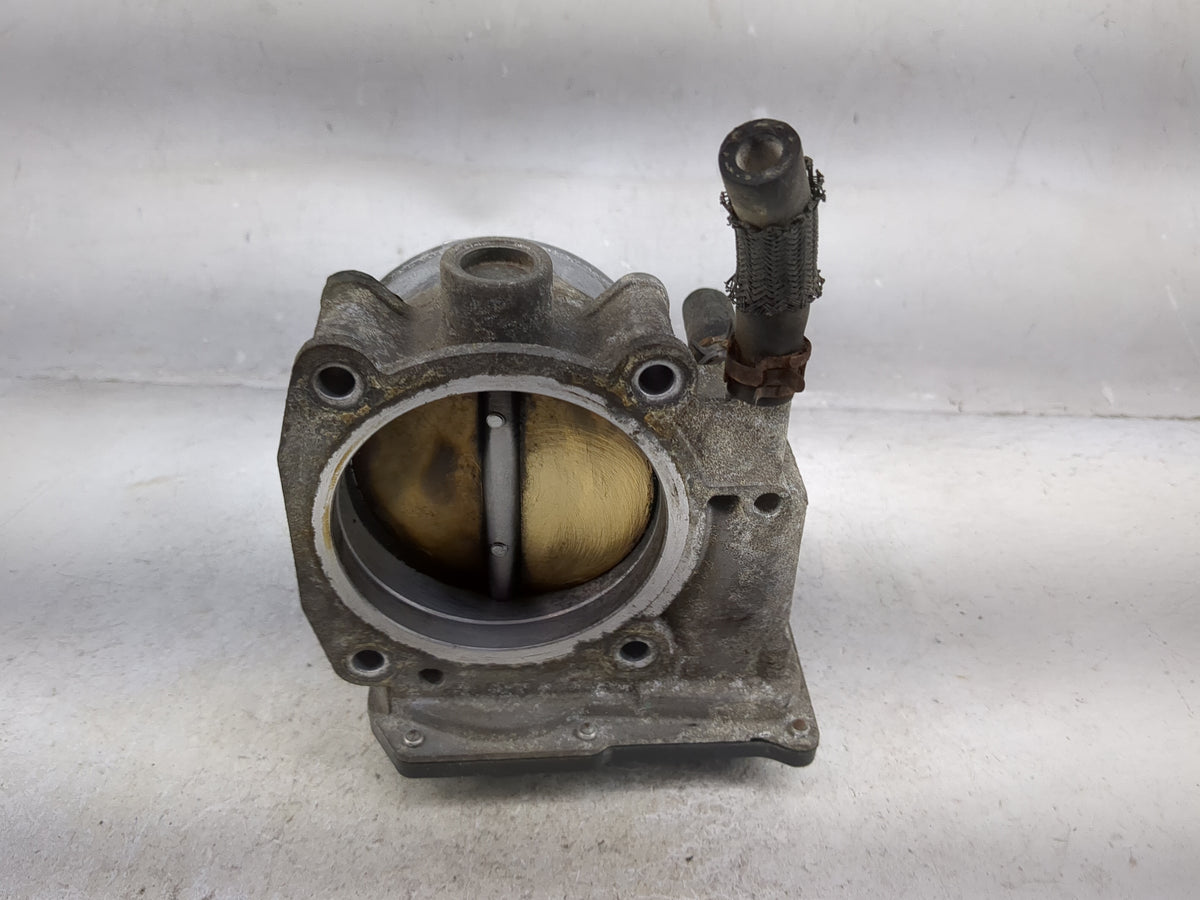2005-2009 Toyota Tundra Throttle Body P/N:22030-0F010 Fits Fits 2005 2006 2007 2008 2009 OEM Used Auto Parts - Oemusedautopa