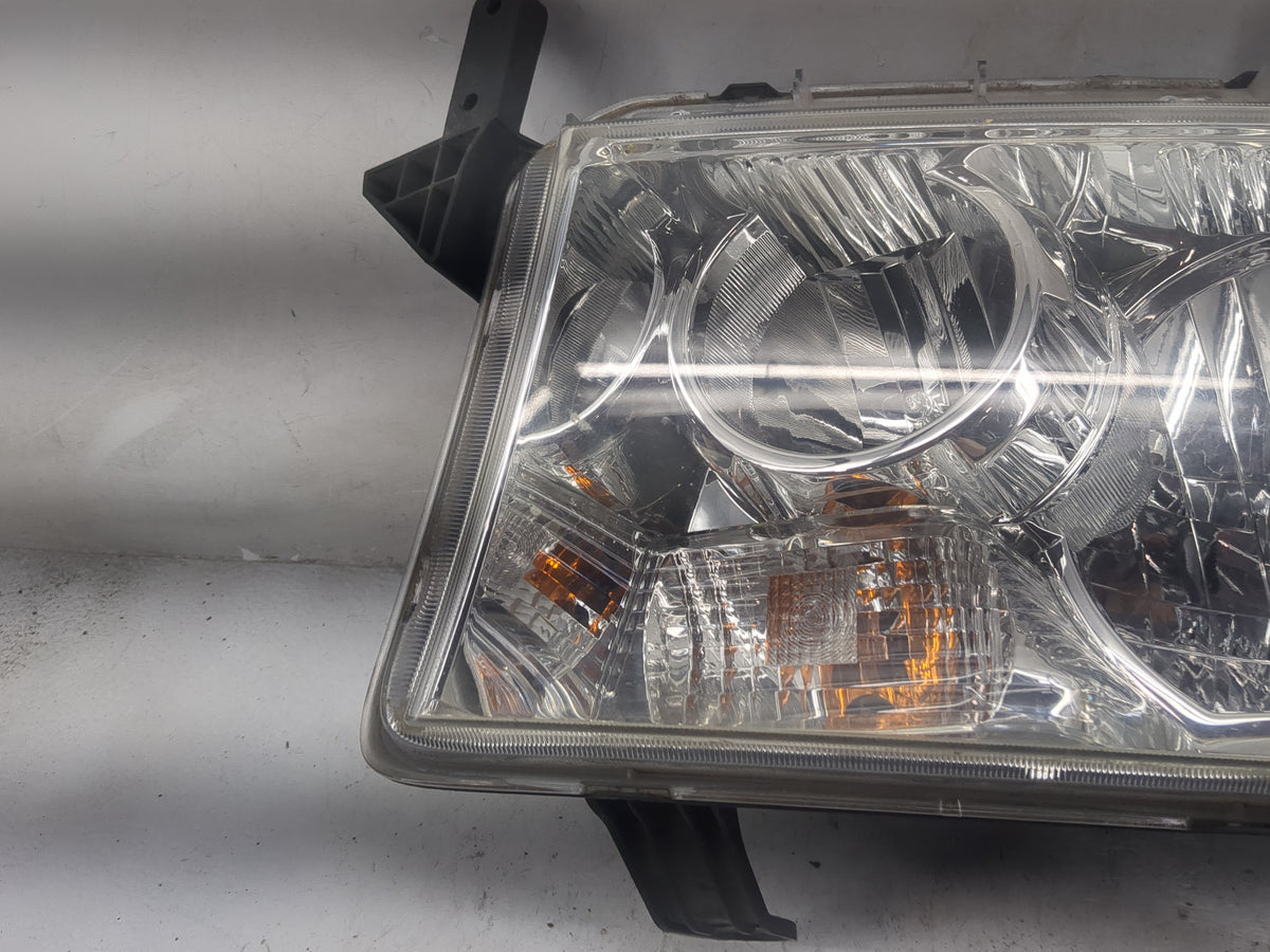 2007-2013 Toyota Tundra Passenger Right Oem Head Light Headlight Lamp - Oemusedautoparts1.com