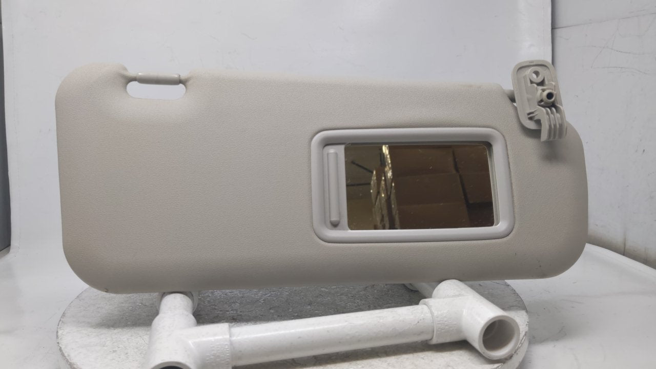 2007 Toyota Tundra Sun Visor Shade Replacement Passenger Right Mirror Fits OEM Used Auto Parts - Oemusedautoparts1.com