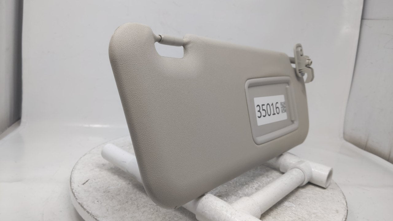 2007 Toyota Tundra Sun Visor Shade Replacement Passenger Right Mirror Fits OEM Used Auto Parts - Oemusedautoparts1.com