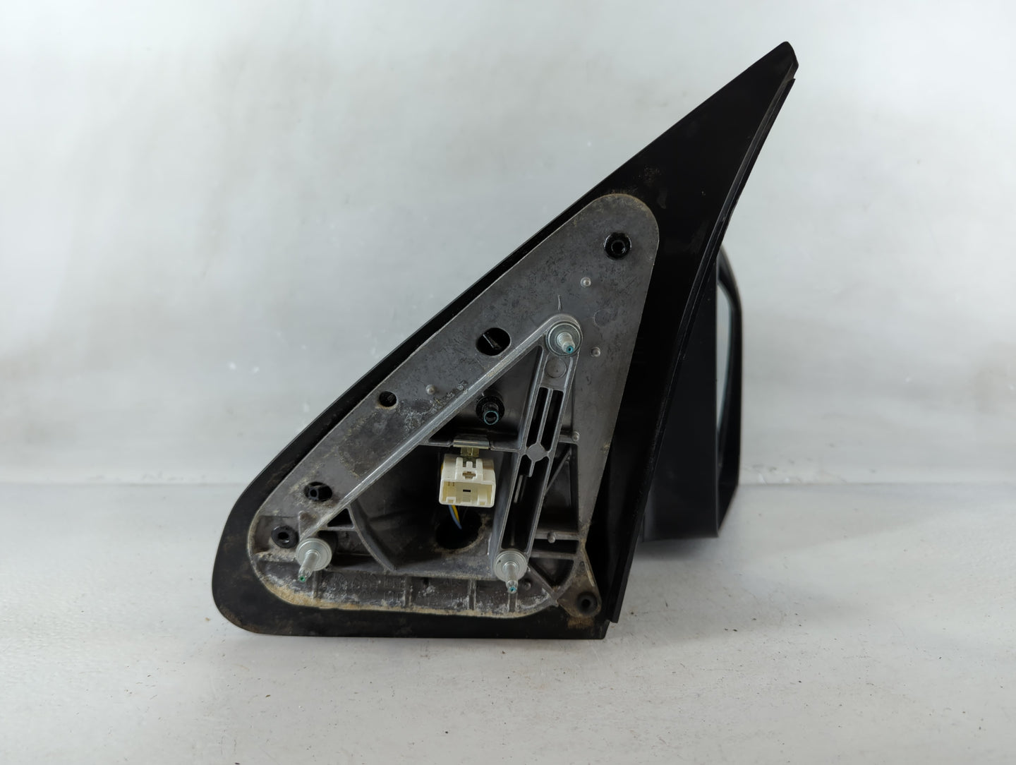 2007-2012 Toyota Tundra Passenger Right Side View Manual Door Mirror - Oemusedautoparts1.com