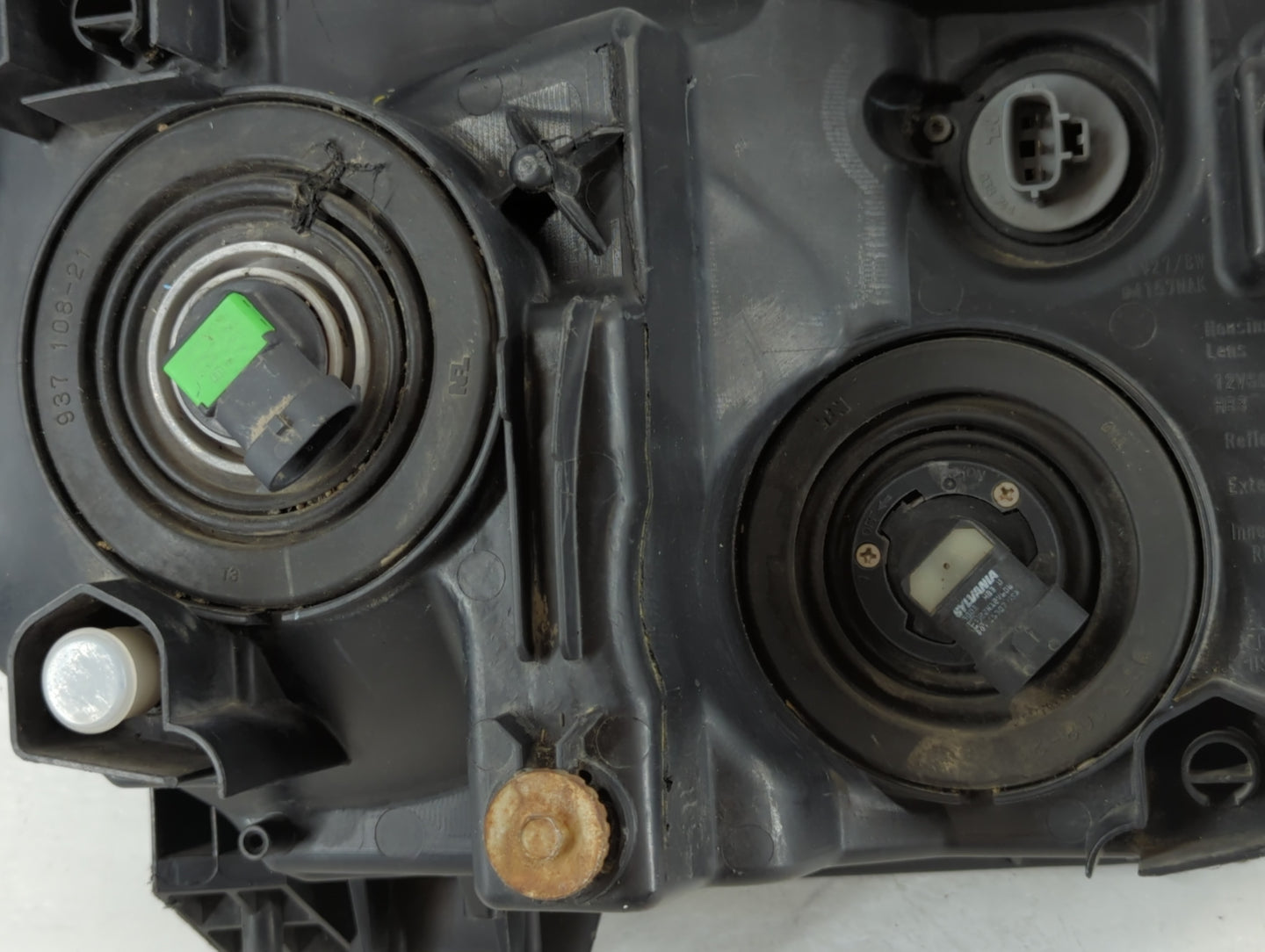 2007-2013 Toyota Tundra Driver Left Oem Head Light Headlight Lamp - Oemusedautoparts1.com