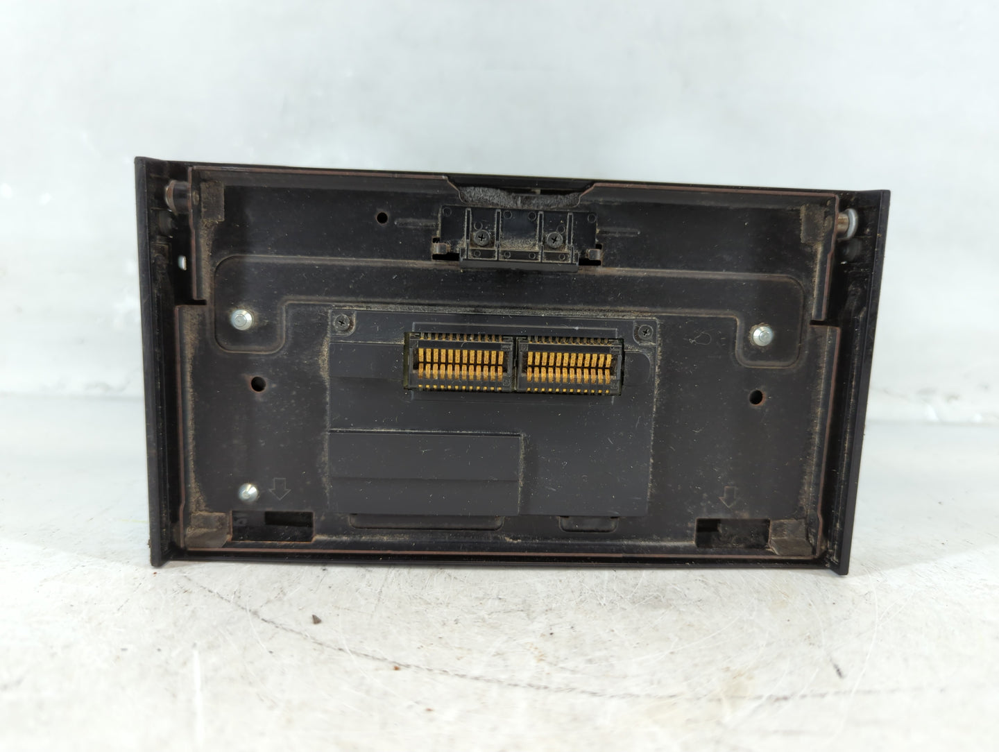 2007-2012 Toyota Tundra Radio AM FM Cd Player Receiver Replacement P/N:84938 14696 AVH-P8400BH Fits OEM Used Auto Parts - Oe