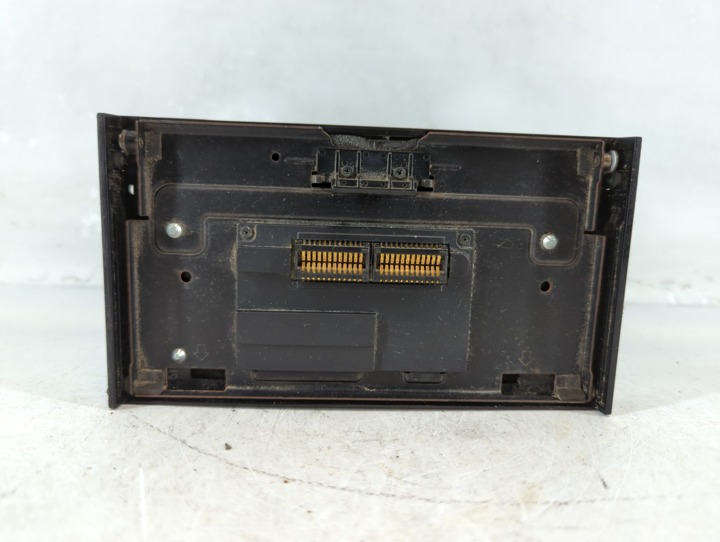2007-2012 Toyota Tundra Radio AM FM Cd Player Receiver Replacement P/N:84938 14696 AVH-P8400BH Fits OEM Used Auto Parts - Oe