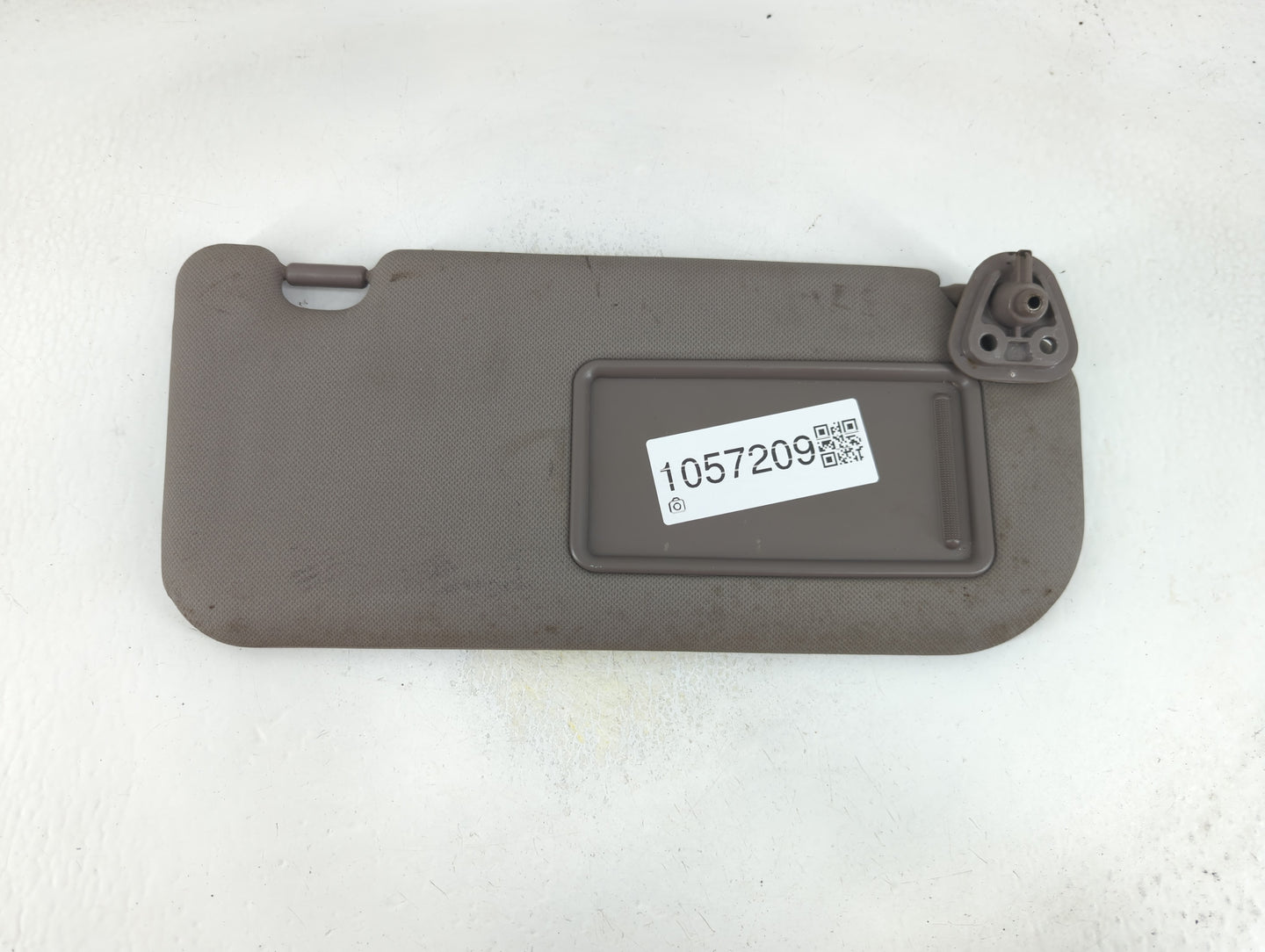 2006-2007 Toyota Yaris Sun Visor Shade Replacement Passenger Right Mirror Fits Fits 2006 2007 OEM Used Auto Parts - Oemuseda
