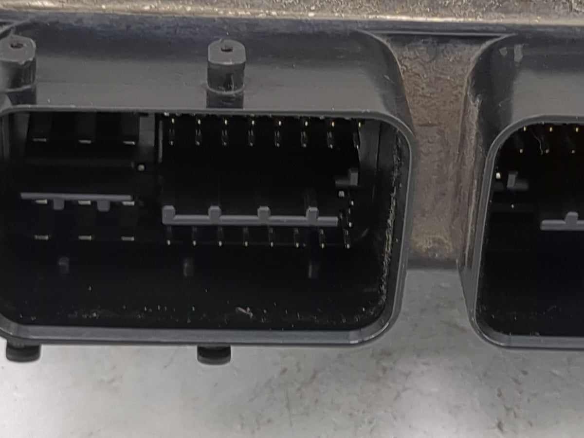 2006-2007 Toyota Yaris PCM Engine Control Computer ECU ECM PCU OEM P/N:89661-52E90 212000-3640 Fits Fits 2006 2007 OEM Used 