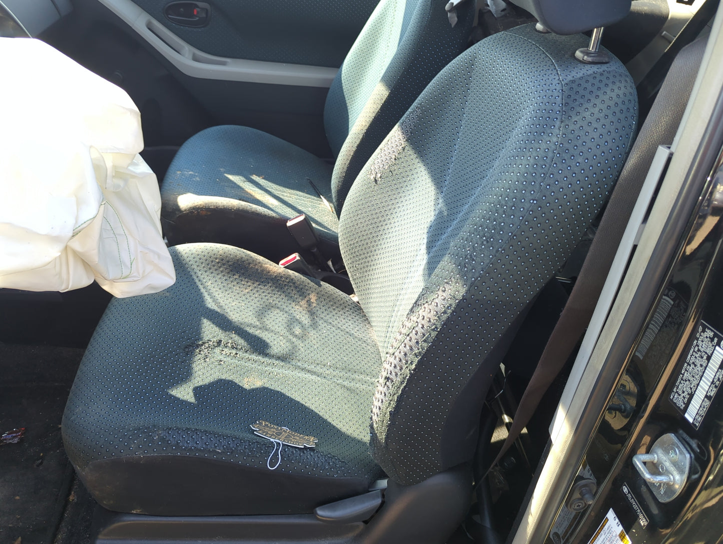2006-2008 Toyota Yaris Driver Front Seat Oem - Oemusedautoparts1.com