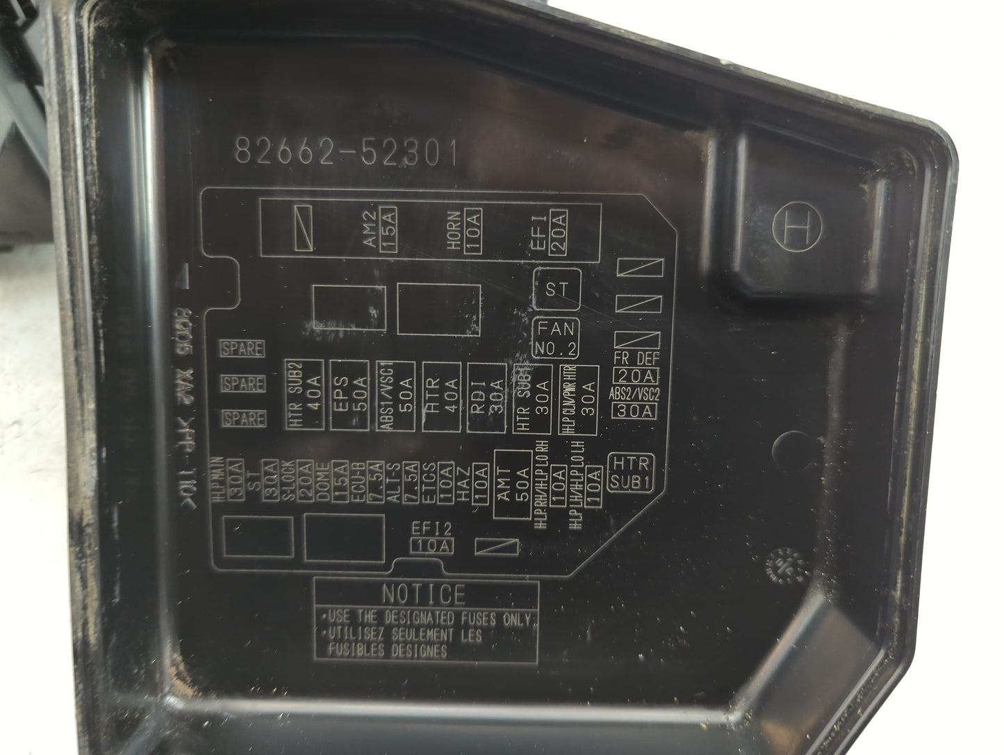 2006-2011 Toyota Yaris Fusebox Fuse Box Panel Relay Module P/N:82662-52301 Fits Fits 2006 2007 2008 2009 2010 2011 OEM Used 