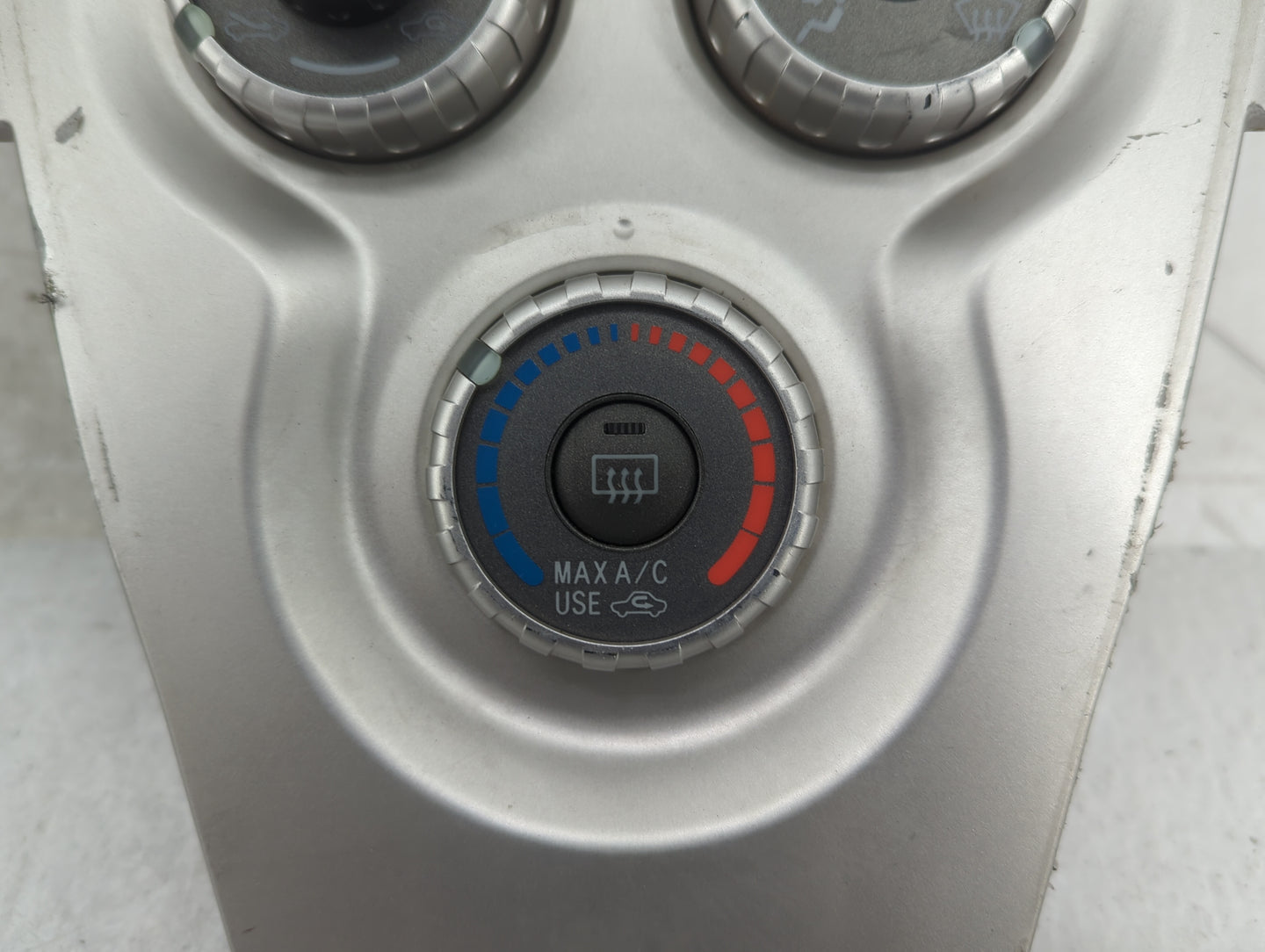 2007-2008 Toyota Yaris Climate Control Module Temperature AC/Heater Replacement Fits Fits 2007 2008 OEM Used Auto Parts - Oe