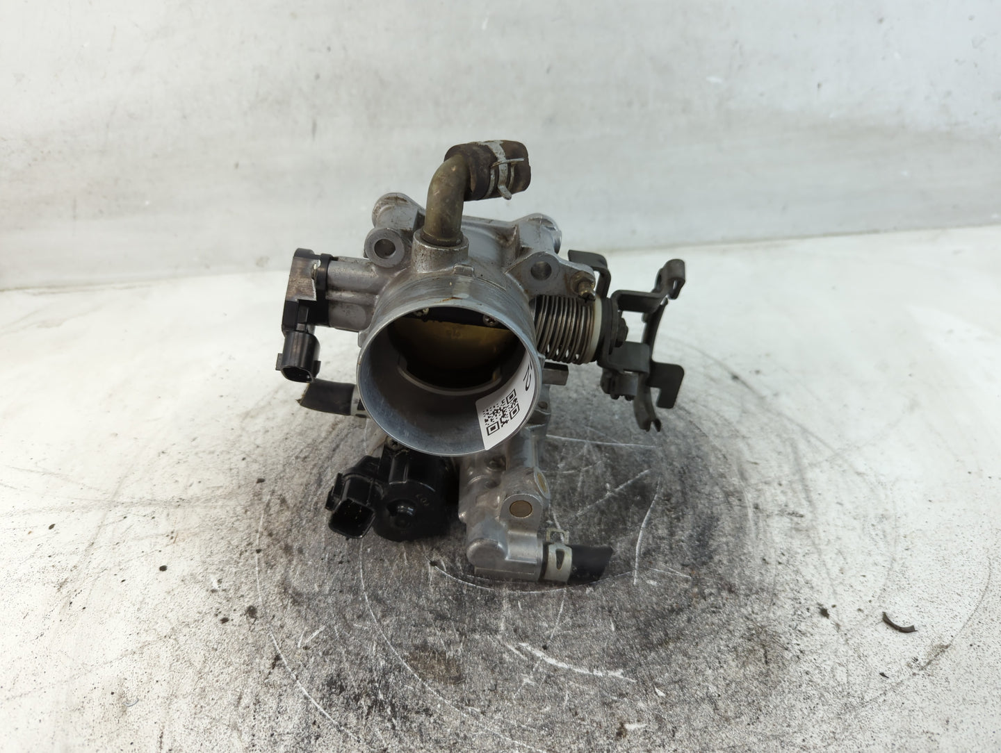 2007 Toyota Yaris Throttle Body Fits OEM Used Auto Parts - Oemusedautoparts1.com
