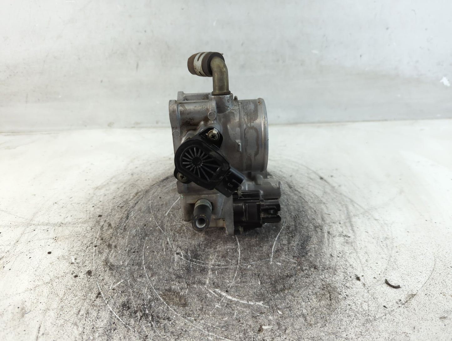2007 Toyota Yaris Throttle Body Fits OEM Used Auto Parts - Oemusedautoparts1.com