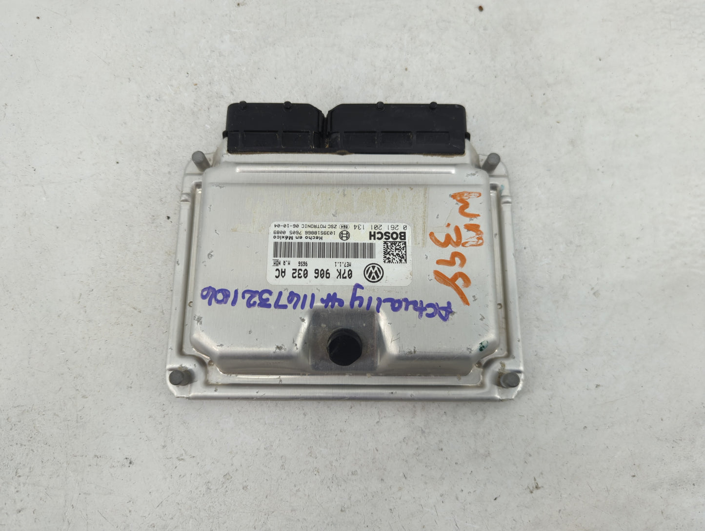 2006-2007 Volkswagen Beetle PCM Engine Control Computer ECU ECM PCU OEM P/N:07K906032AC 0261201134 Fits Fits 2006 2007 OEM U