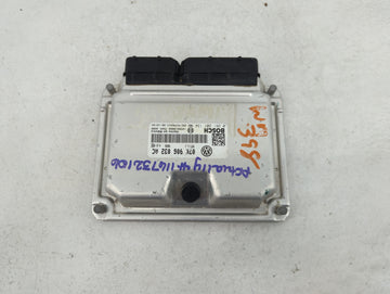 2006-2007 Volkswagen Beetle PCM Engine Control Computer ECU ECM PCU OEM P/N:07K906032AC 0261201134 Fits Fits 2006 2007 OEM U