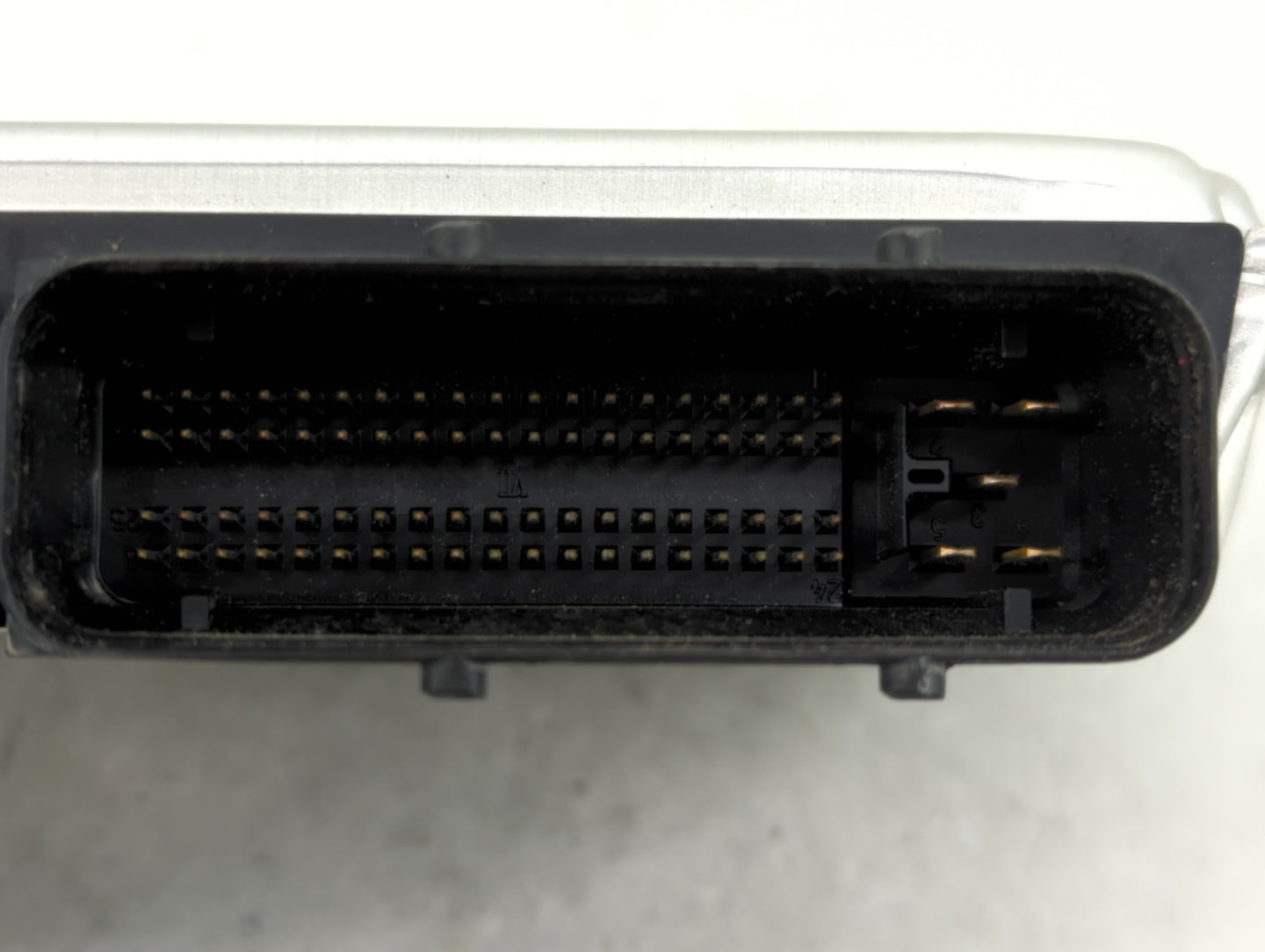 2006-2007 Volkswagen Beetle PCM Engine Control Computer ECU ECM PCU OEM P/N:07K906032AC 0261201134 Fits Fits 2006 2007 OEM U