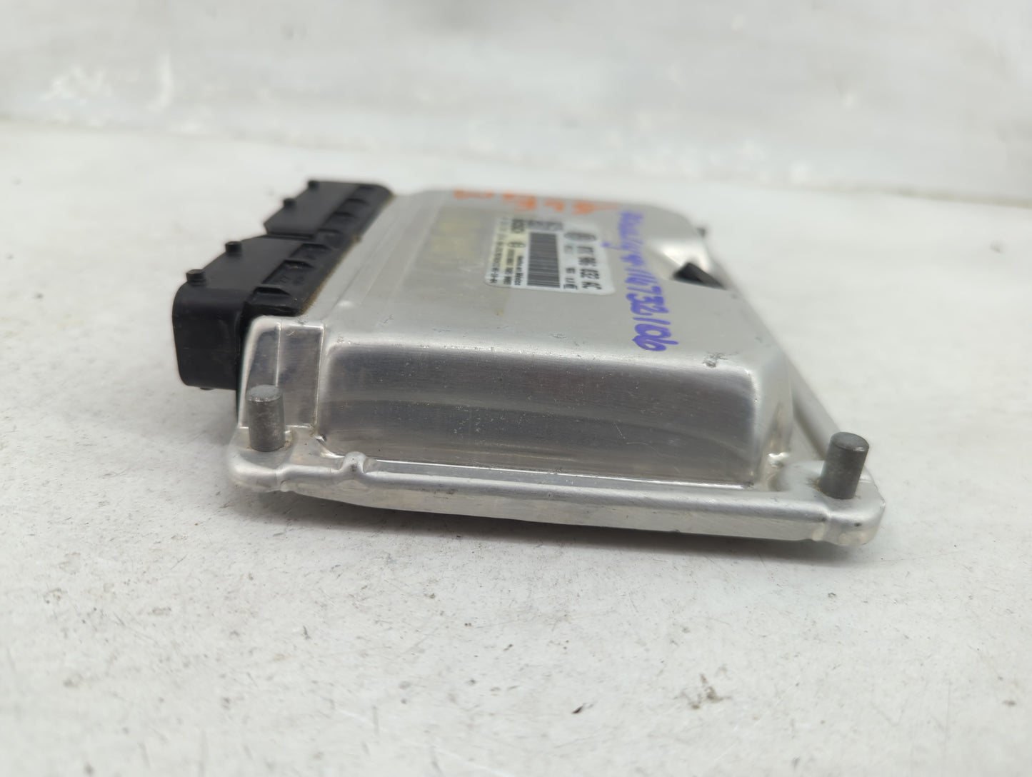 2006-2007 Volkswagen Beetle PCM Engine Control Computer ECU ECM PCU OEM P/N:07K906032AC 0261201134 Fits Fits 2006 2007 OEM U