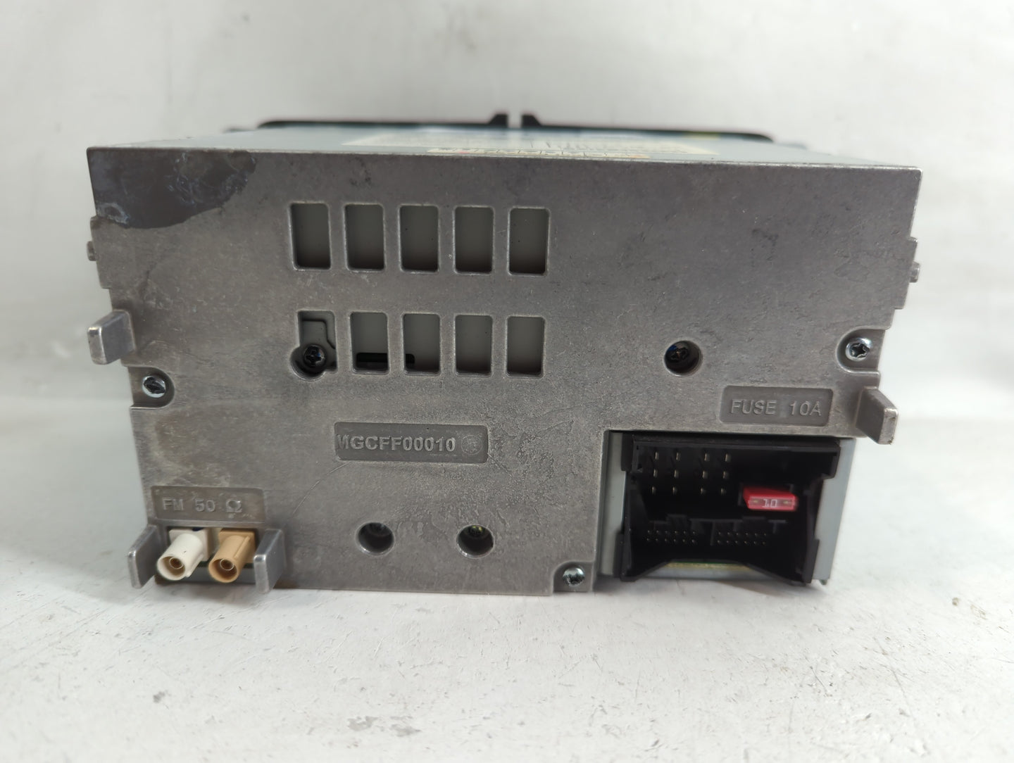 2007-2009 Volkswagen Eos Radio AM FM Cd Player Receiver Replacement P/N:1K0 035 180 G Fits Fits 2006 2007 2008 2009 OEM Used