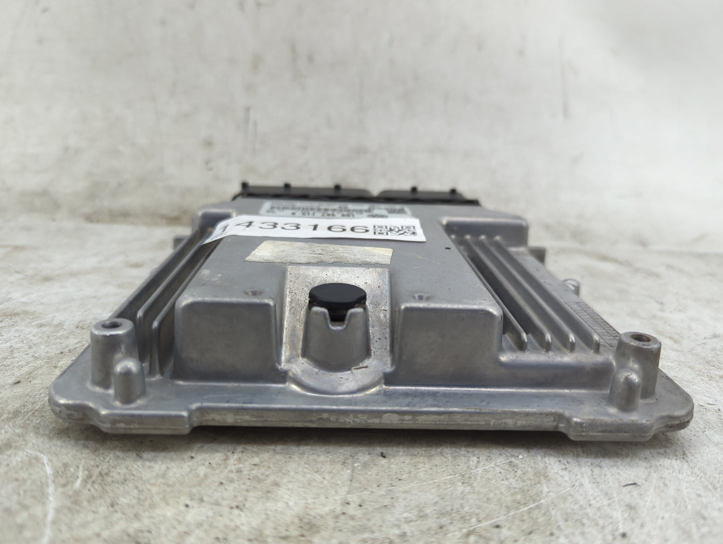 2007 Volkswagen Eos PCM Engine Control Computer ECU ECM PCU OEM P/N:1Q0907115B 0261S02283 Fits OEM Used Auto Parts - Oemused