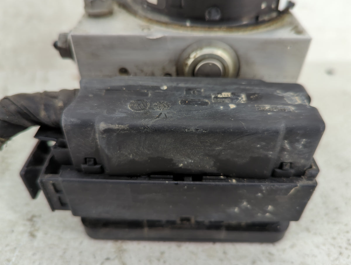 2007-2008 Volkswagen Eos Anti-Lock Brake ABS Pump Module Actuator OEM P/N:1K0 614 517 AE 1K0 907 379 AC Fits Fits 2006 2007 