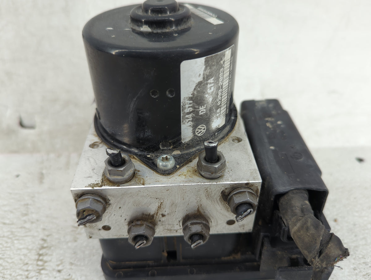2007-2008 Volkswagen Eos Anti-Lock Brake ABS Pump Module Actuator OEM P/N:1K0 614 517 AE 1K0 907 379 AC Fits Fits 2006 2007 