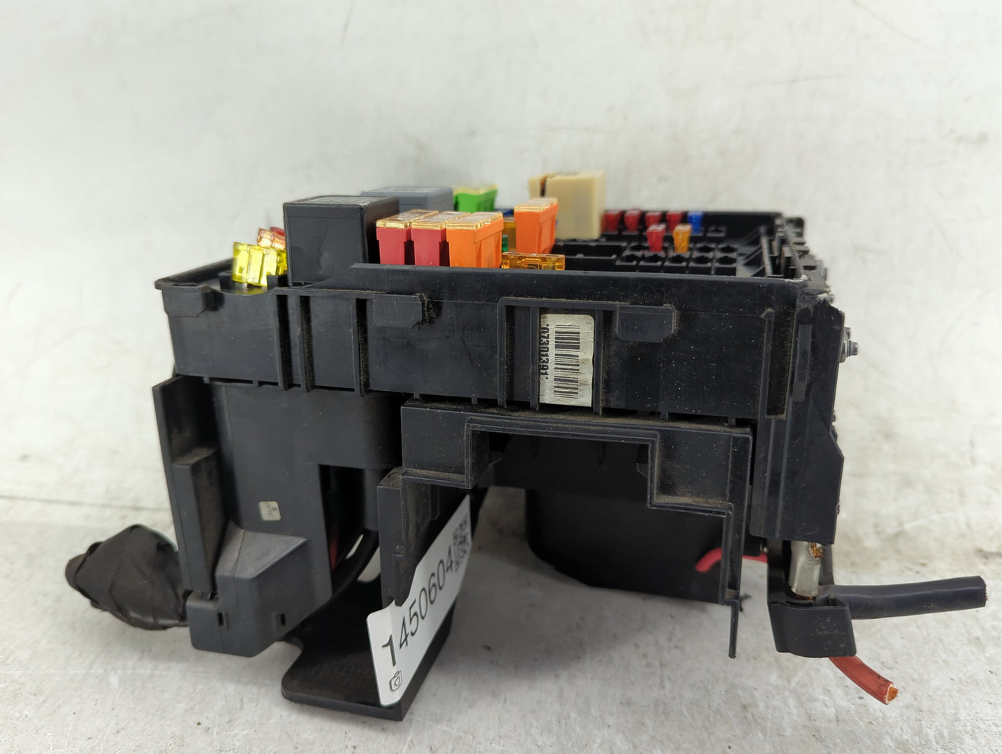 2007-2011 Volkswagen Eos Fusebox Fuse Box Panel Relay Module Fits Fits 2007 2008 2009 2010 2011 OEM Used Auto Parts - Oemuse