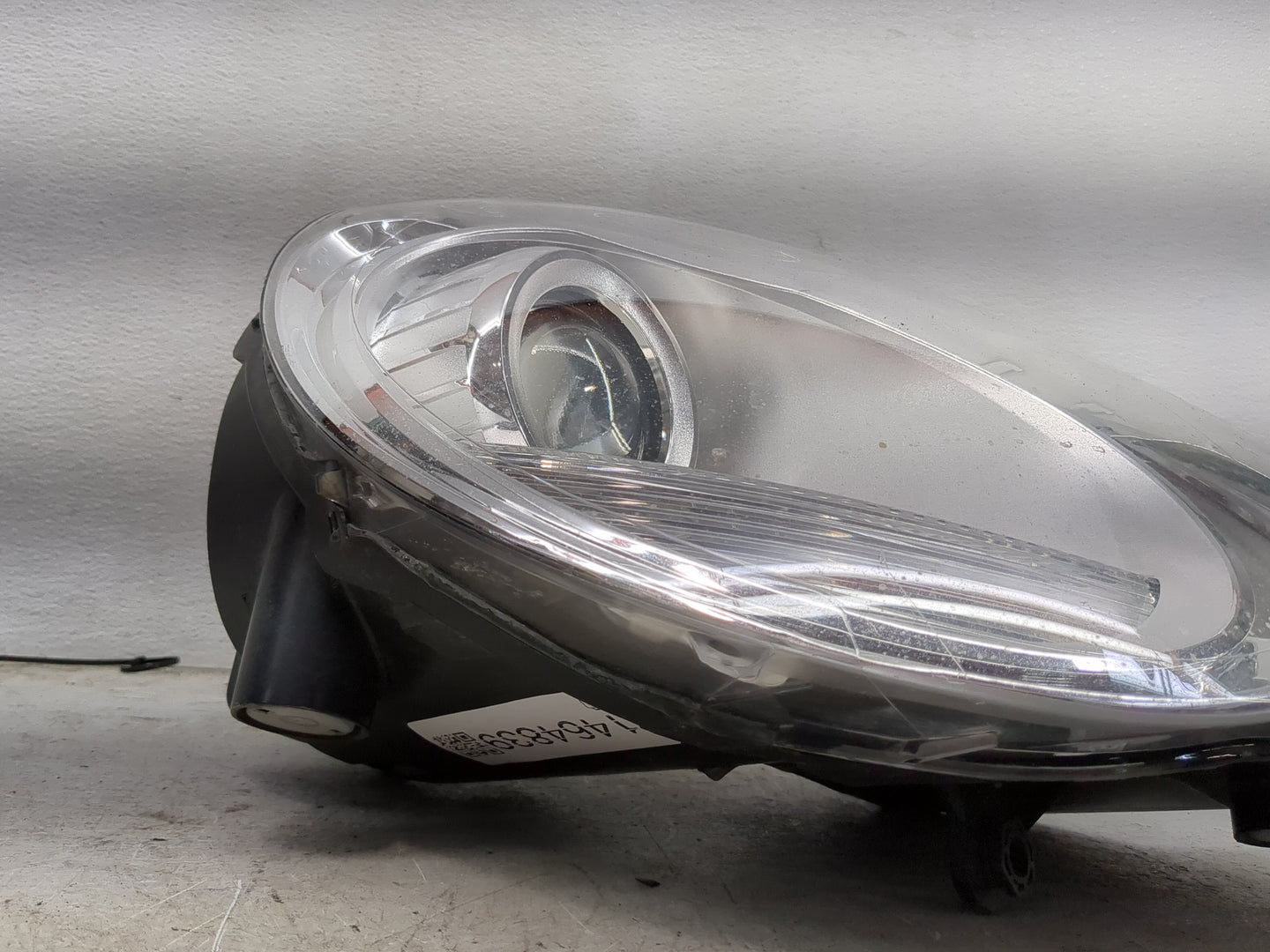 Volkswagen Eos Passenger Right Oem Head Light Headlight Lamp - Oemusedautoparts1.com