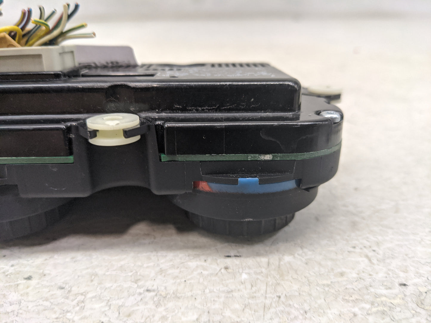2007 Volkswagen Eos Climate Control Module Temperature AC/Heater Replacement Fits OEM Used Auto Parts - Oemusedautoparts1.co