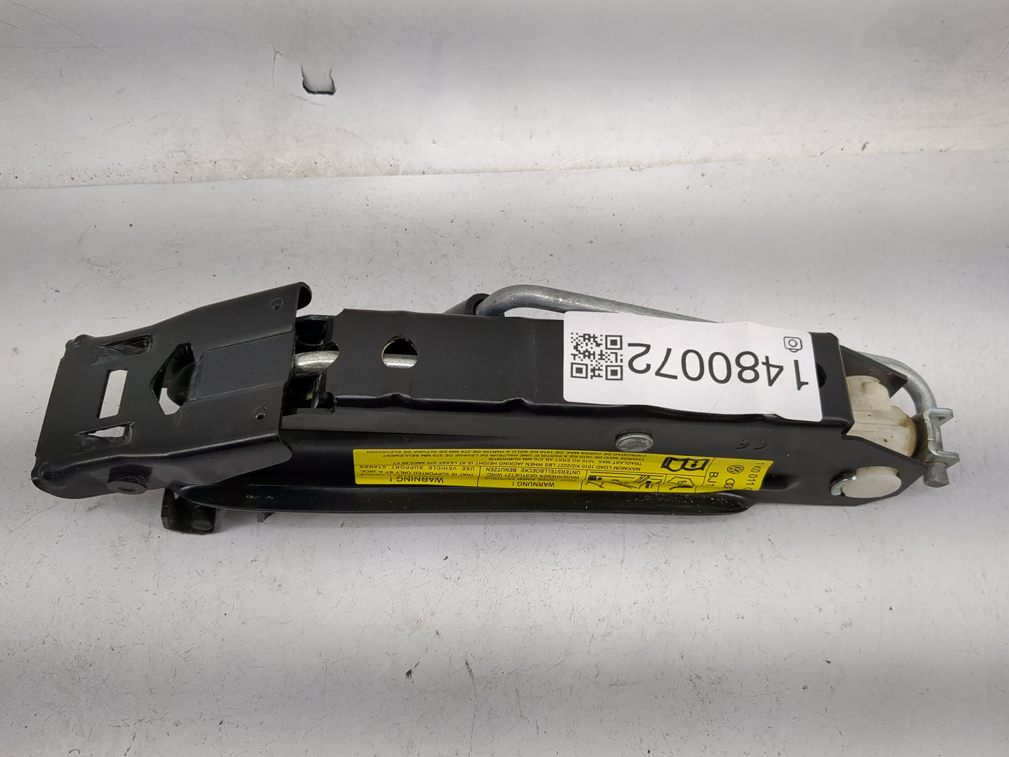 2007 Volkswagen Eos Spare Scissor Car Jack - Oemusedautoparts1.com