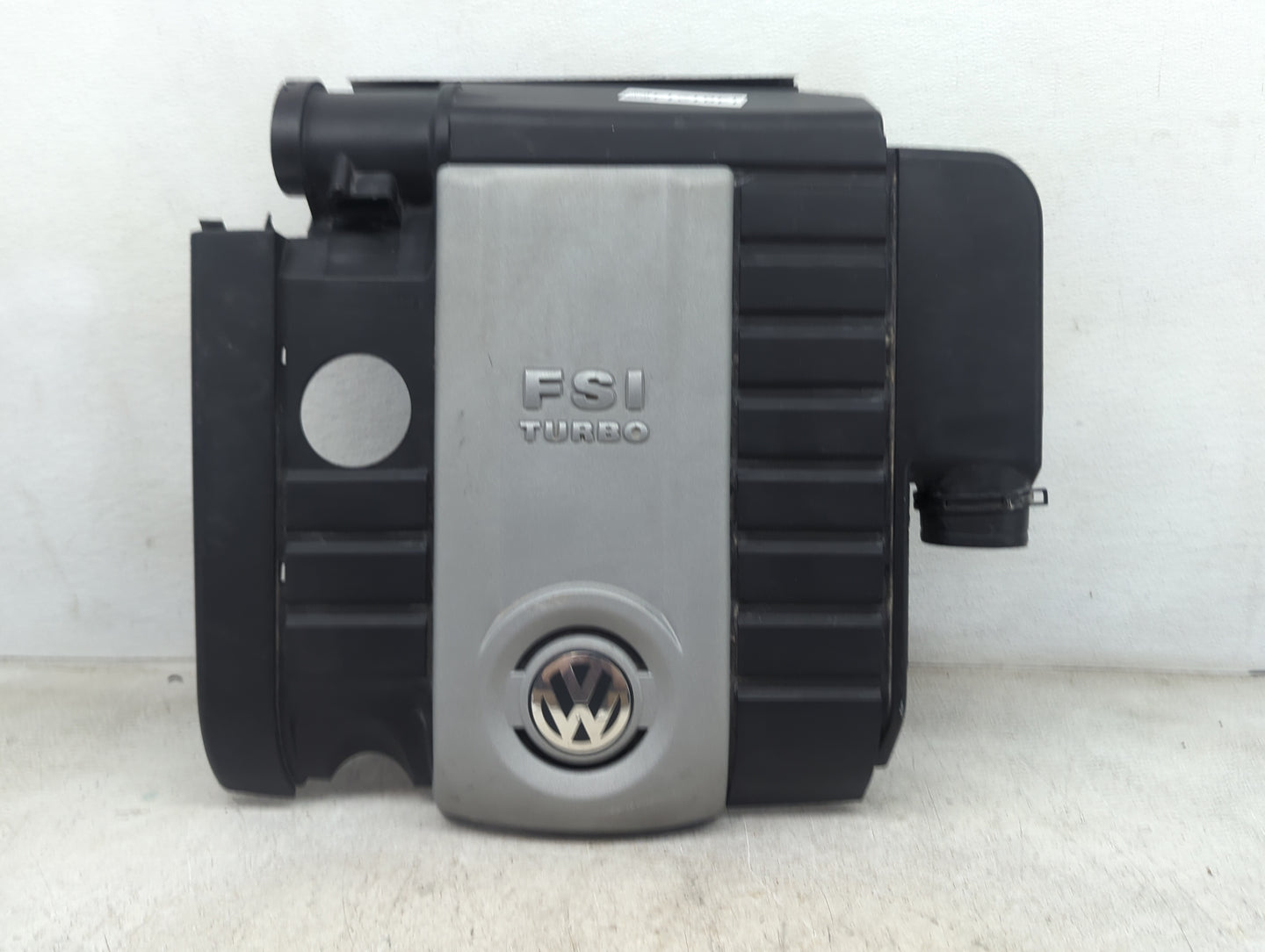 2007 Volkswagen Eos Engine Cover - Oemusedautoparts1.com