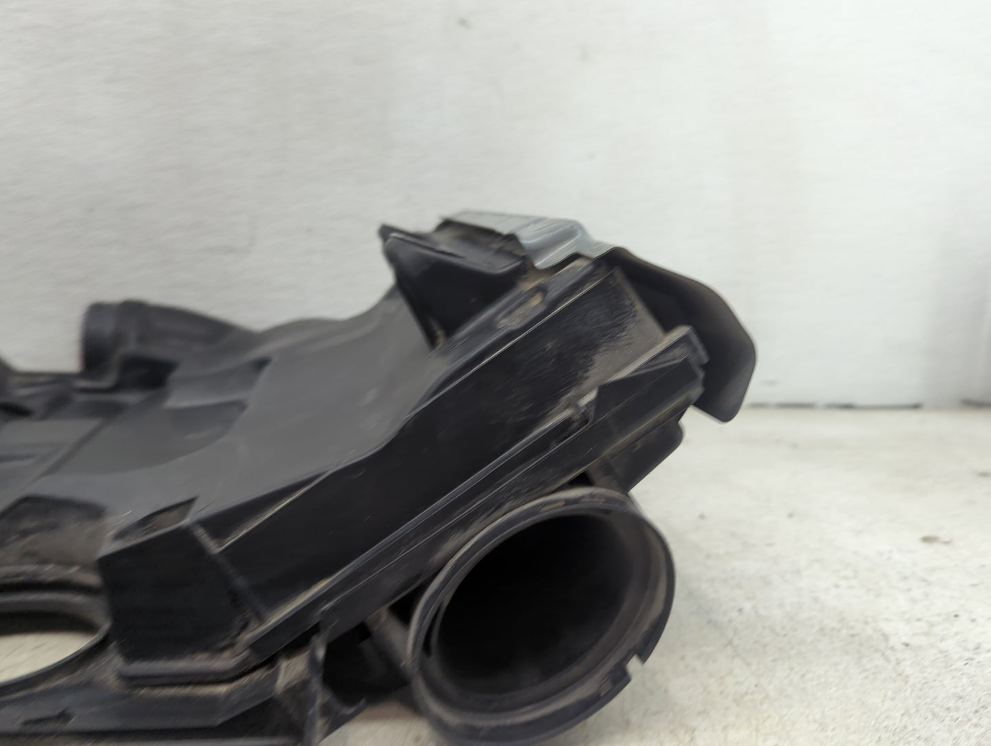2007 Volkswagen Eos Engine Cover - Oemusedautoparts1.com