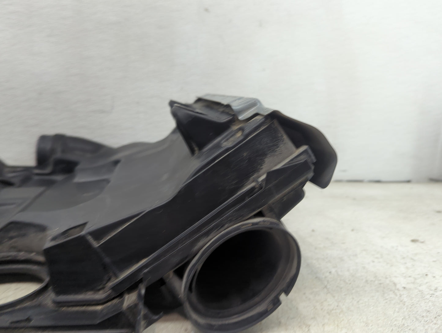 2007 Volkswagen Eos Engine Cover - Oemusedautoparts1.com