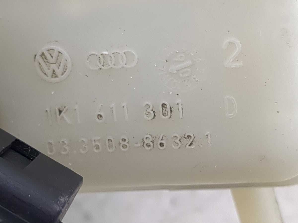 2007-2016 Volkswagen Eos Brake Master Cylinder - Oemusedautoparts1.com