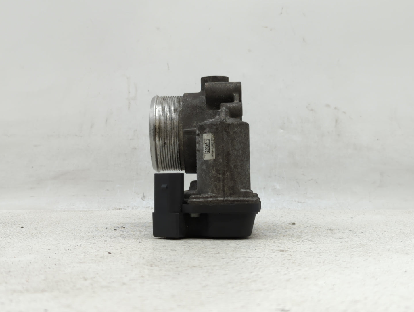 2007-2016 Volkswagen Eos Throttle Body P/N:06F 133 062 G 06F 133 062 Q Fits OEM Used Auto Parts - Oemusedautoparts1.com