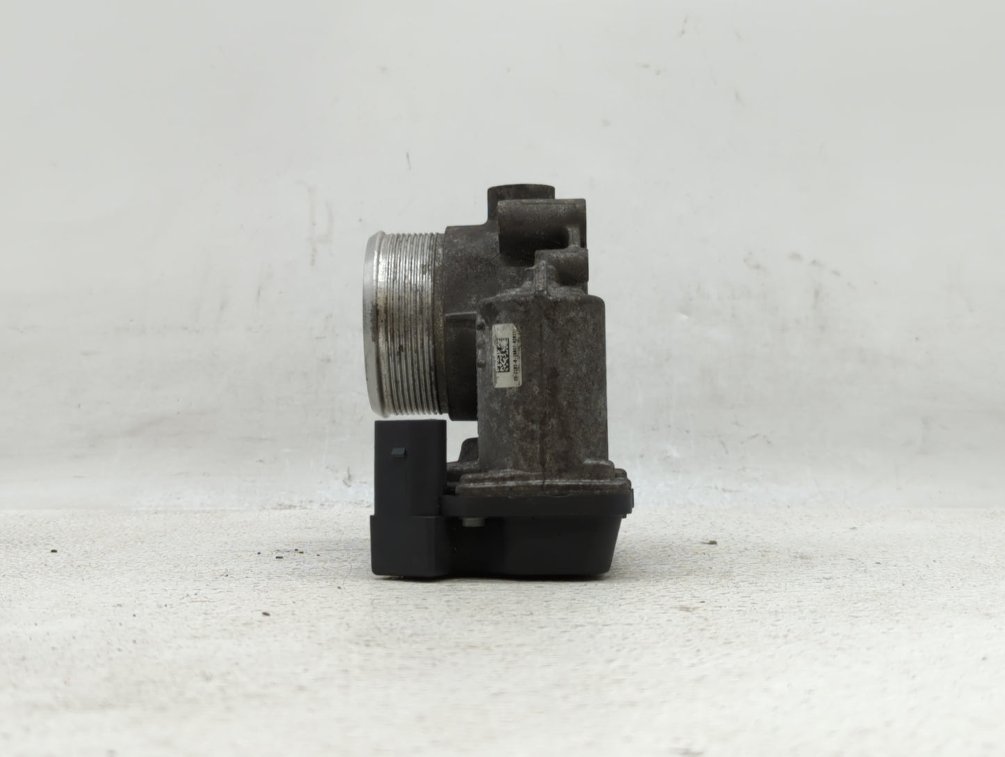 2007-2016 Volkswagen Eos Throttle Body P/N:06F 133 062 G 06F 133 062 Q Fits OEM Used Auto Parts - Oemusedautoparts1.com