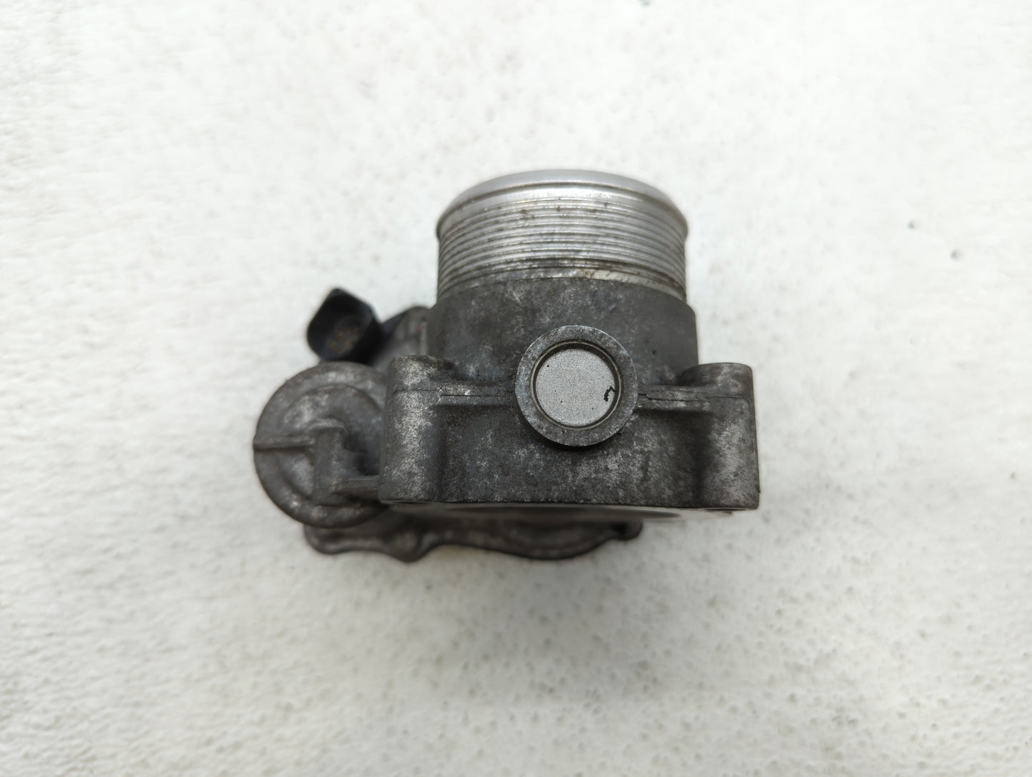 2007-2016 Volkswagen Eos Throttle Body P/N:06F 133 062 G 06F 133 062 Q Fits OEM Used Auto Parts - Oemusedautoparts1.com