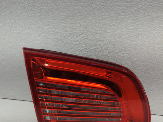 2007-2011 Volkswagen Eos Tail Light Assembly Passenger Right OEM P/N:1Q0945094 Fits Fits 2007 2008 2009 2010 2011 OEM Used Auto Parts