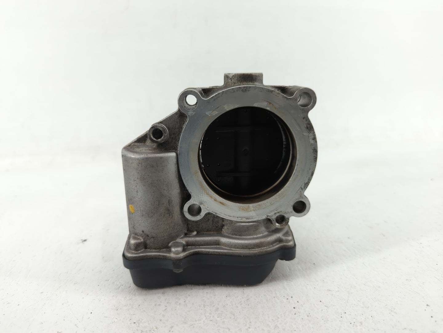 2007-2016 Volkswagen Eos Throttle Body P/N:06F 133 062 G 06F 133 062 Q Fits OEM Used Auto Parts - Oemusedautoparts1.com