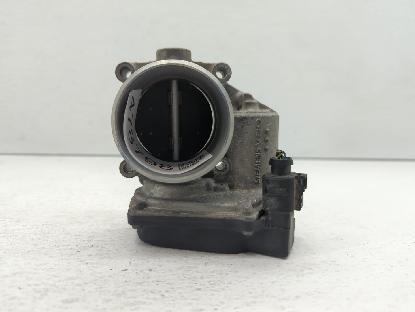 2007-2016 Volkswagen Eos Throttle Body P/N:06F 133 062 Q 06F 133 062 T Fits OEM Used Auto Parts - Oemusedautoparts1.com