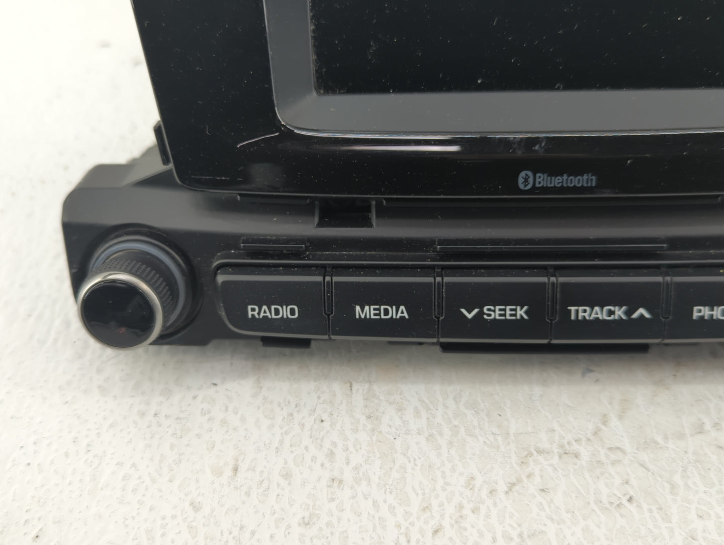 2007-2009 Volkswagen Eos Radio AM FM Cd Player Receiver Replacement P/N:1K0 035 180C 1K0 035 180 G Fits Fits 2006 2007 2008 