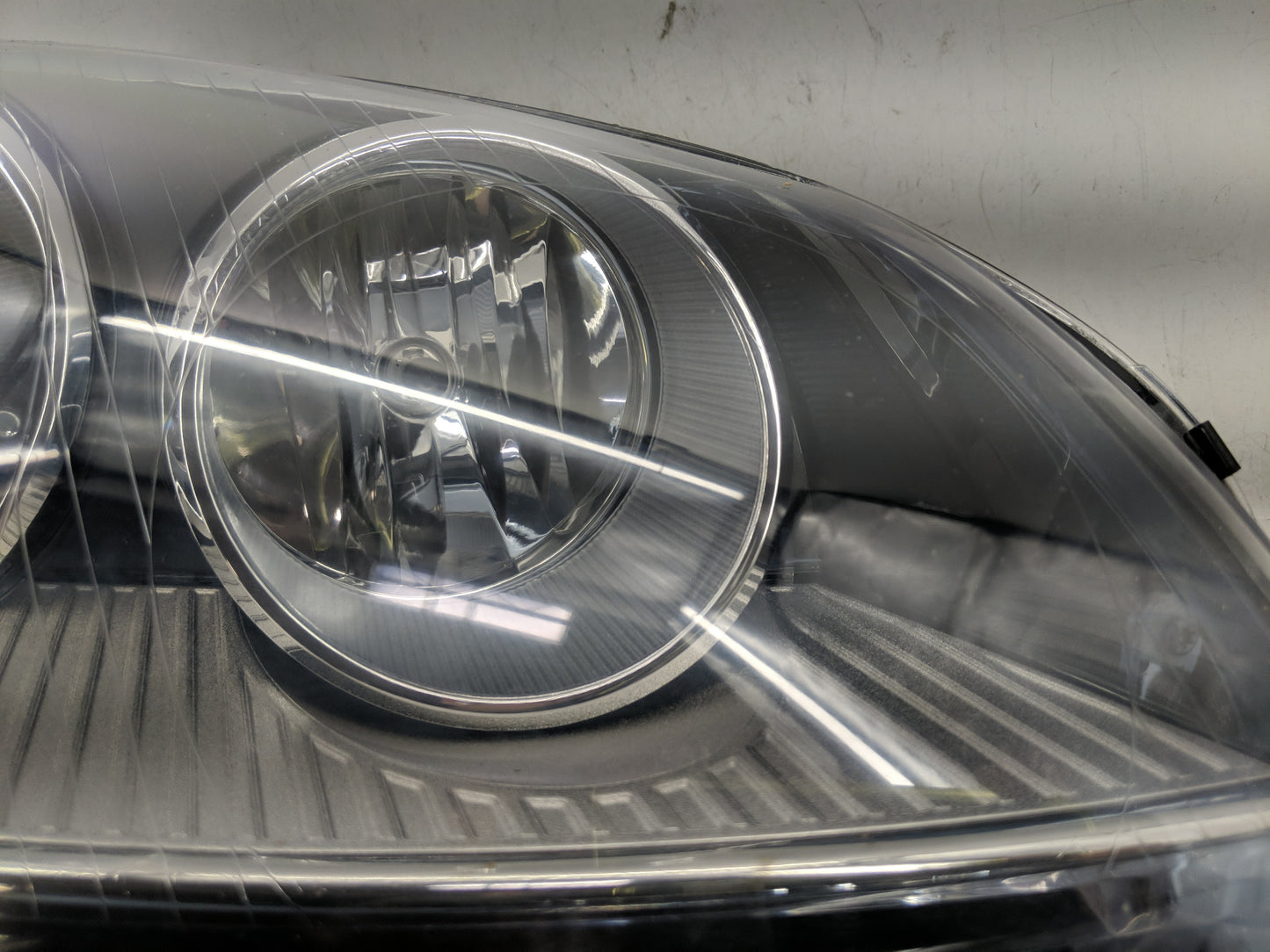 2002-2007 Volkswagen Golf Passenger Right Oem Head Light Headlight Lamp - Oemusedautoparts1.com